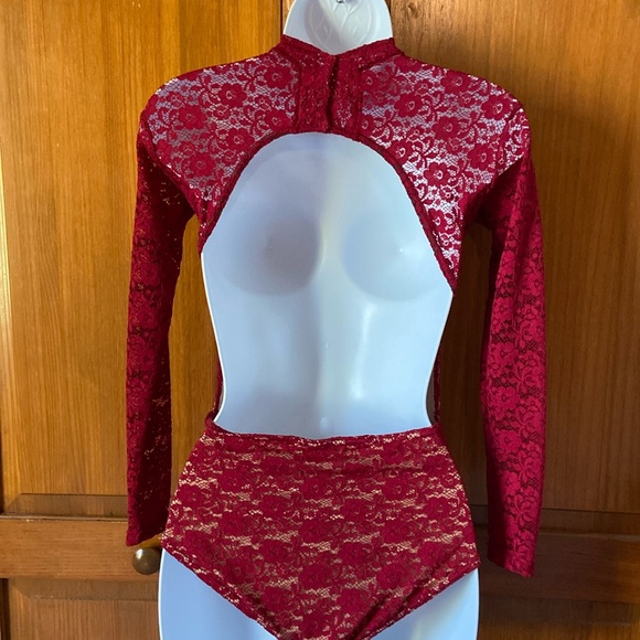 Red Lace XiaoXiaodesigns Bodysuit/Leo - Picture 4 of 12